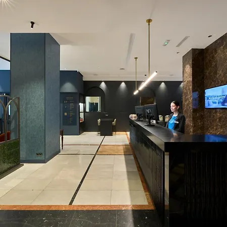 Catalonia Plaza Catalunya Otel 4*
