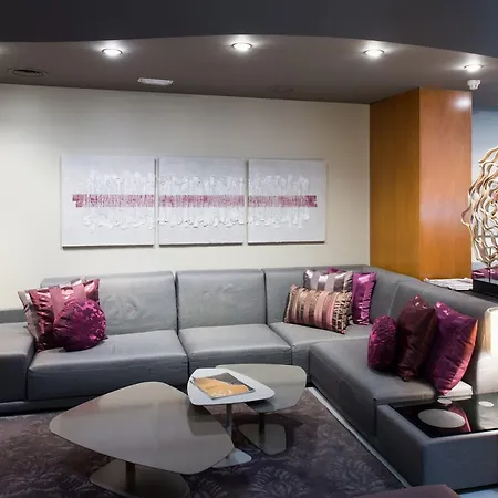 Catalonia Plaza Catalunya Otel 4*