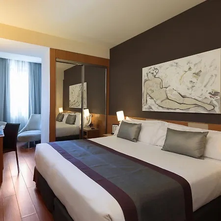 Catalonia Plaza Catalunya Hotel 4*