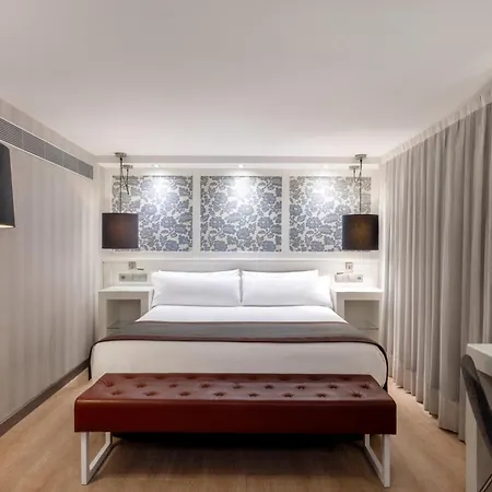 Hotel Catalonia Plaza Catalunya 4*