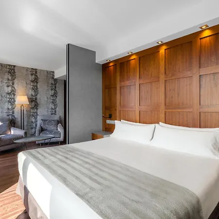 Catalonia Plaza Catalunya 4*