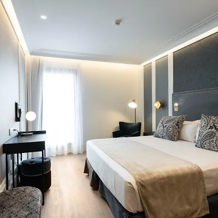 Otel Catalonia Plaza Catalunya