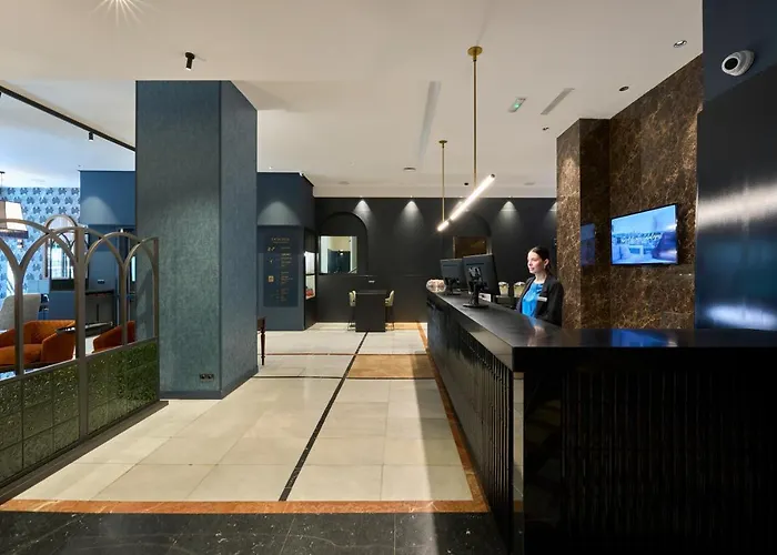 Catalonia Plaza Catalunya Hotel 4*
