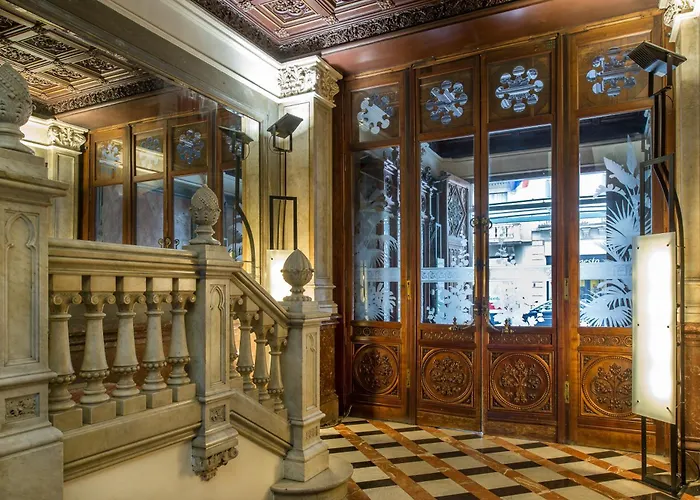 Catalonia Plaza Catalunya Hotel