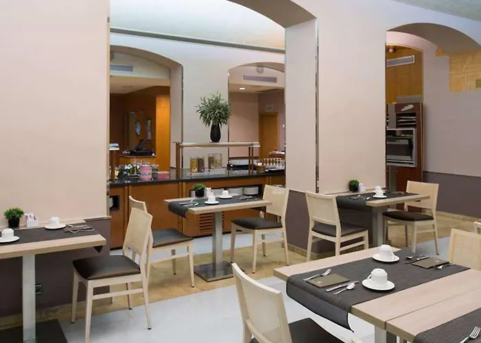 Catalonia Plaza Catalunya Hotel